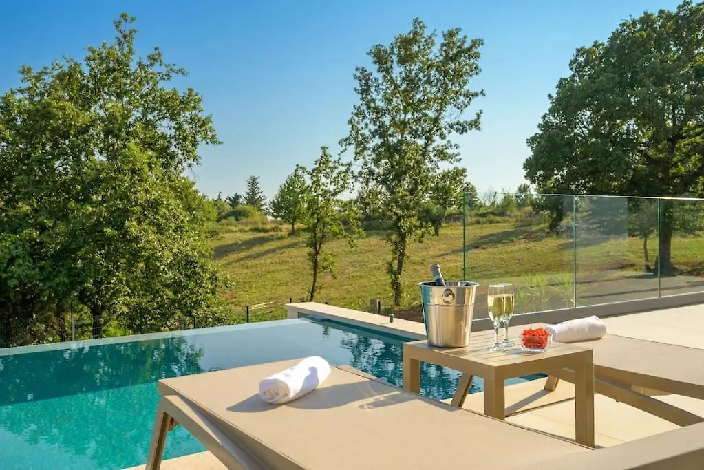 Villa Benina Rossa Inn By Istrialux Gradisce